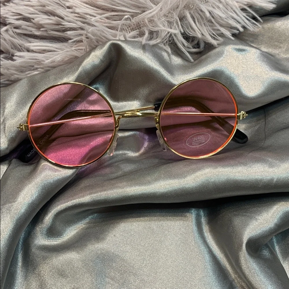 🌹Pretty in Pink Retro Hippie Style Gold Frame Round Pink UV400 Sunglasses • NWOT